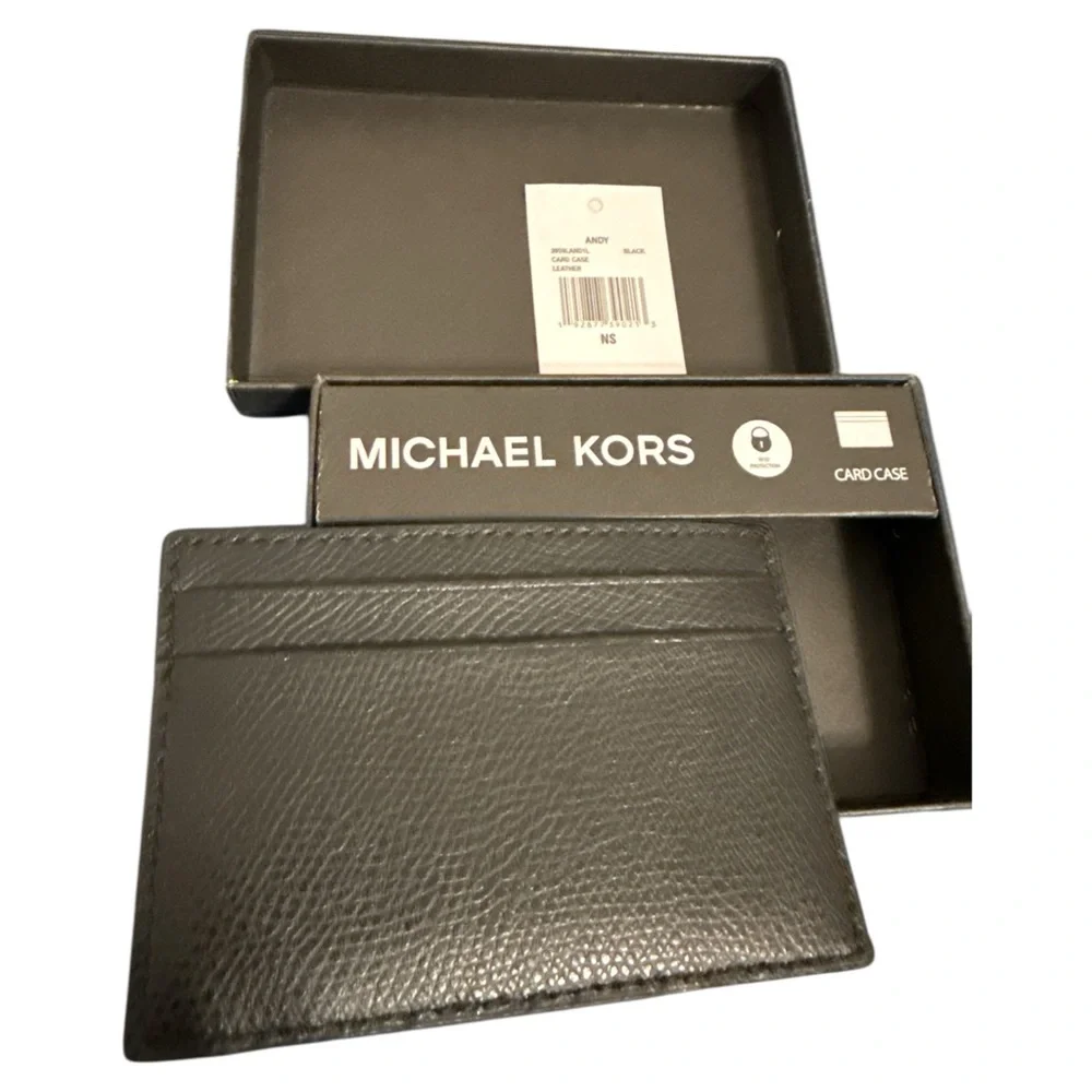 Michael Kors RFID Black Leather Card Case. NWT